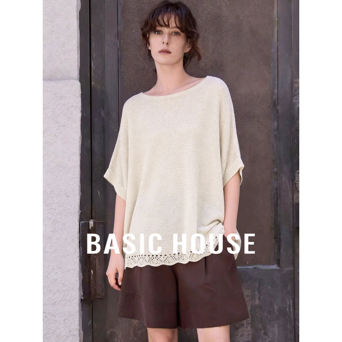 Basic House/百家好亚麻圆领短袖针织衫女百搭镂空花边显瘦上衣