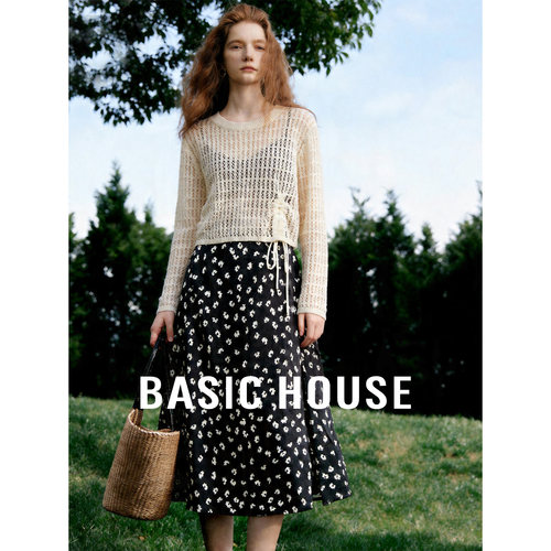 Basic House/百家好气质套装夏镂空长袖针织衫碎花吊带长裙两件套