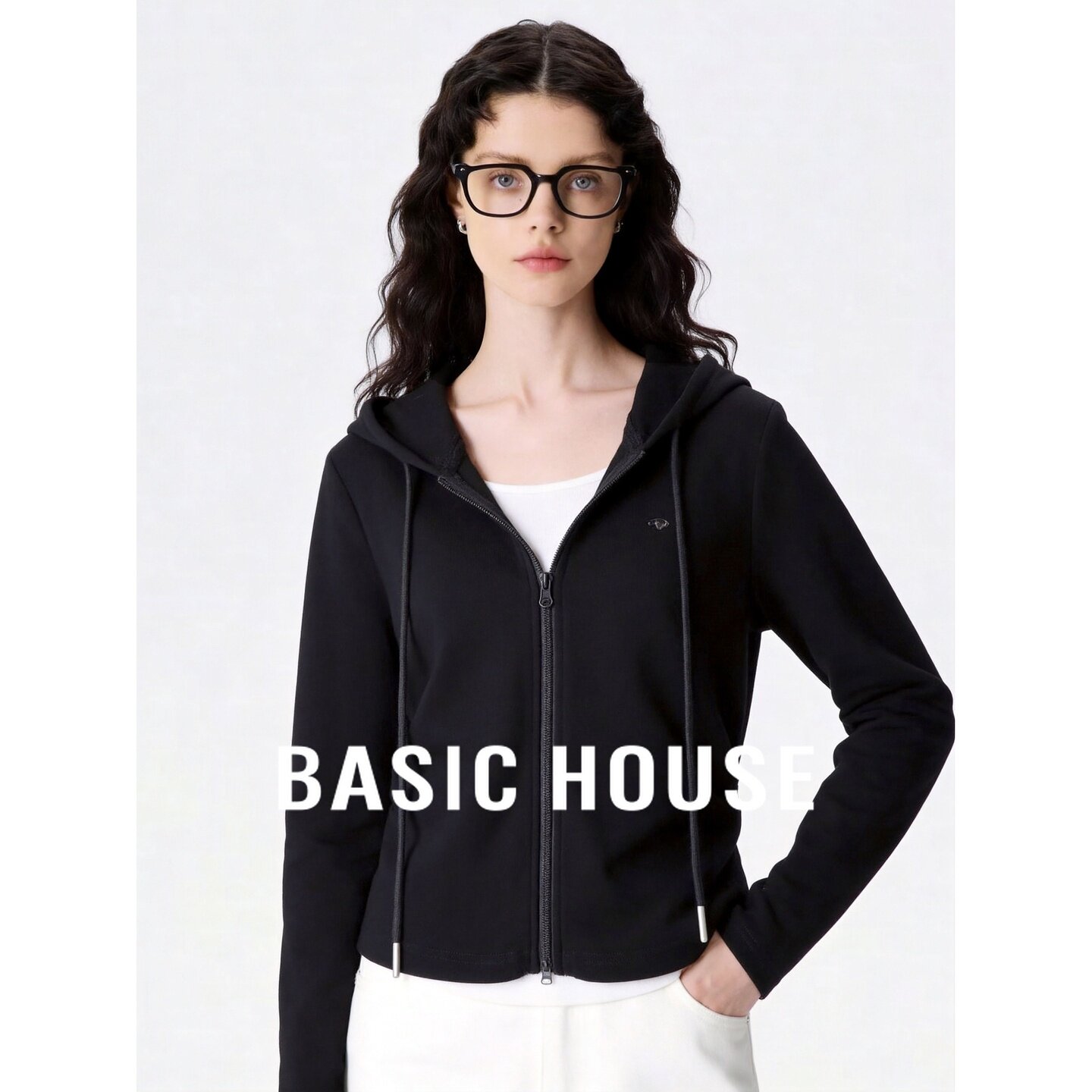 Basic House/百家好黑色连帽拉链外套女秋季修身长袖棉质极简卫衣