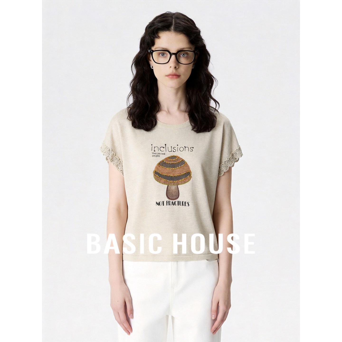Basic House/百家好原麻色柔软亲肤短袖针织衫女夏季蕾丝袖口上衣