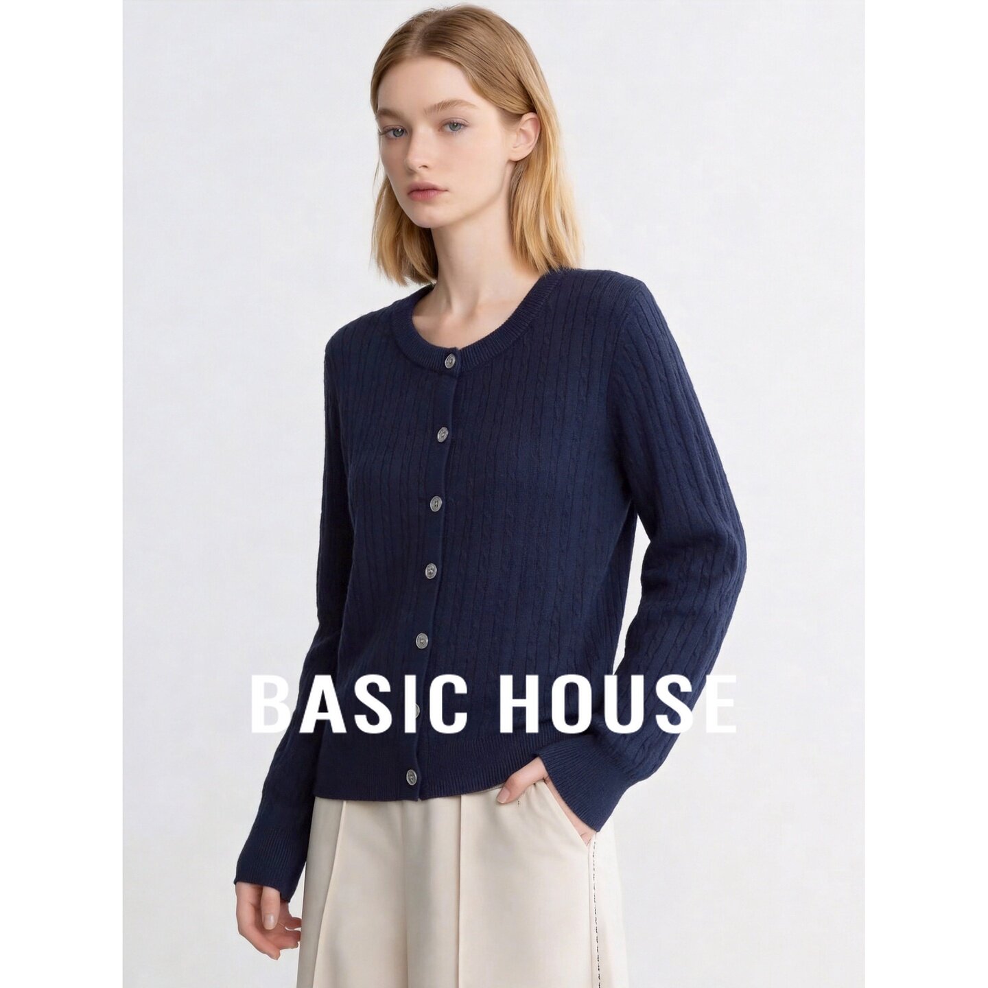 Basic House/百家好温柔慵懒风圆领针织衫女深蓝色纽扣外套基础款