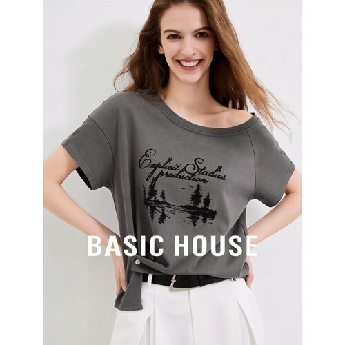 Basic House/百家好铁灰色斜肩短袖T恤手绘印花修身减龄露肩上衣