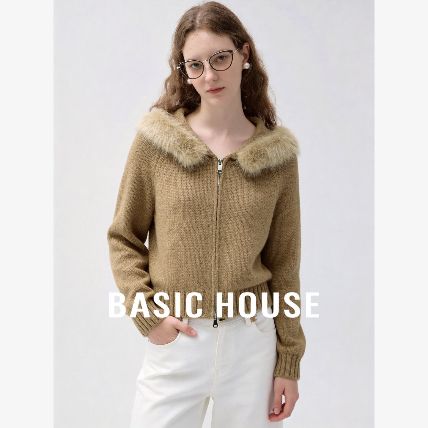 Basic House/百家好毛领连帽针织开衫女宽松拉链毛衣气质短款上衣