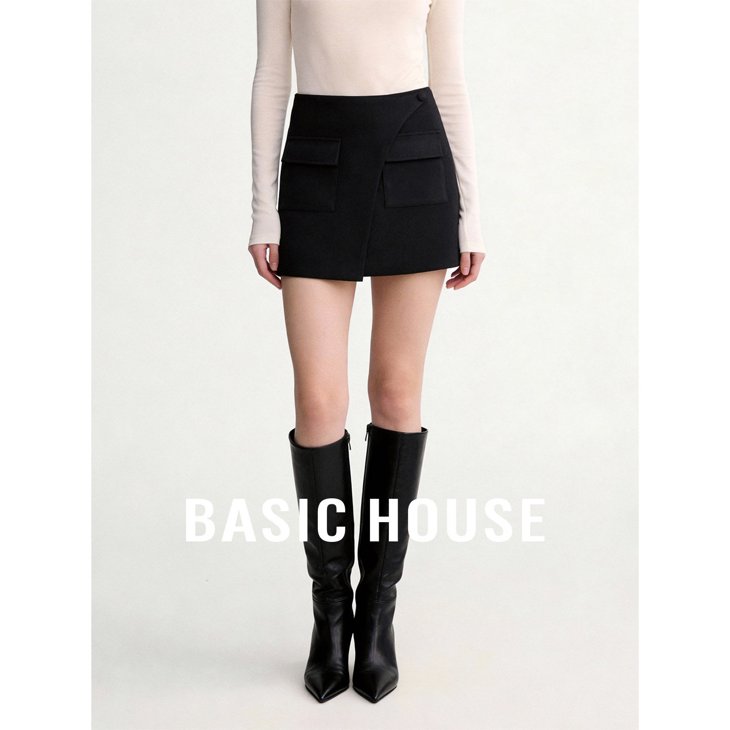 Basic House/百家好黑色不规则裙裤女春季新款大口袋百搭中腰短裙