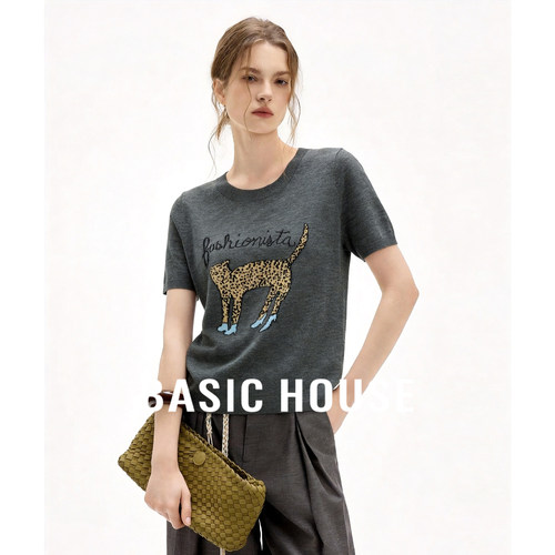 Basic House/百家好设计感豹纹印花圆领短袖针织衫女百搭显瘦上衣