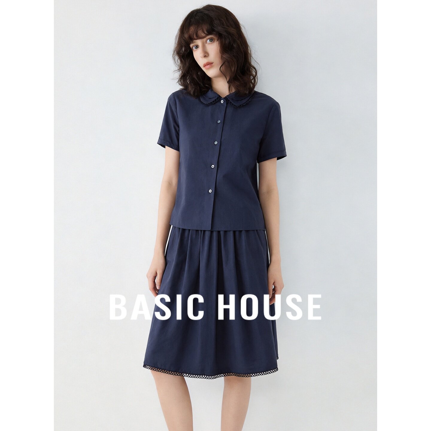 Basic House/百家好学院风短袖衬衫百褶裙两件套通勤显瘦时尚套装