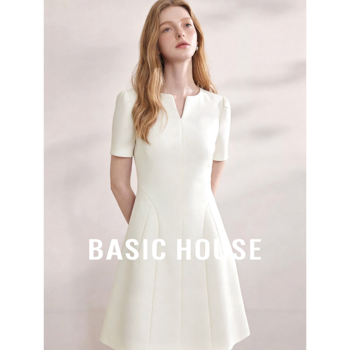 Basic House/百家好赫本风白色短袖连衣裙女夏季新款A字长款裙子