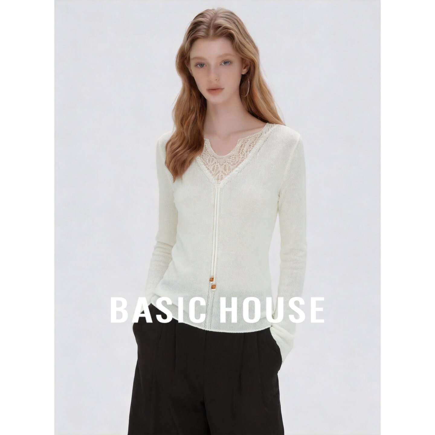 Basic House/百家好法式V领蕾丝拼接针织衫女秋修身显瘦内搭上衣