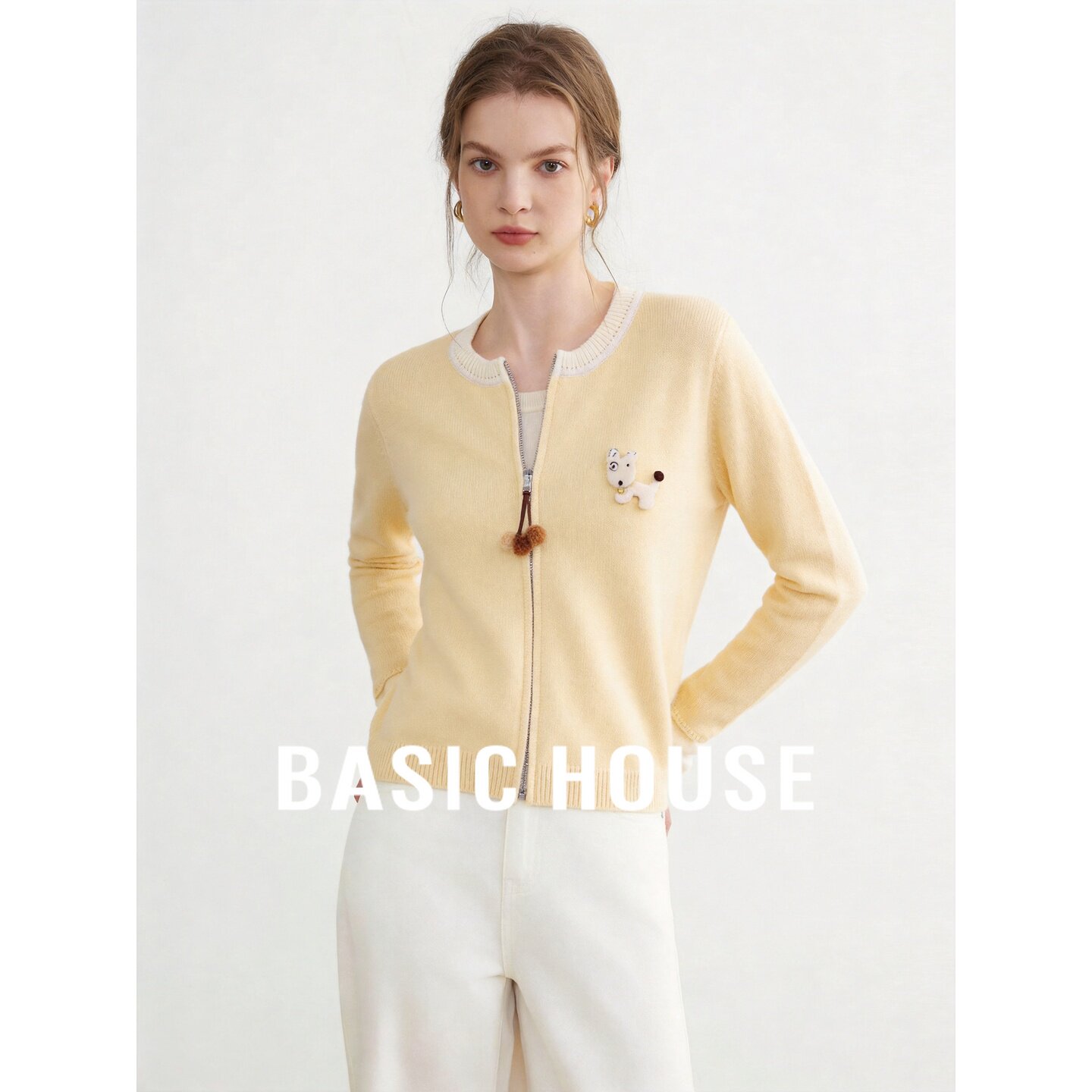 Basic House/百家好浅黄色拉链针织开衫女秋立体装饰减龄宽松毛衣
