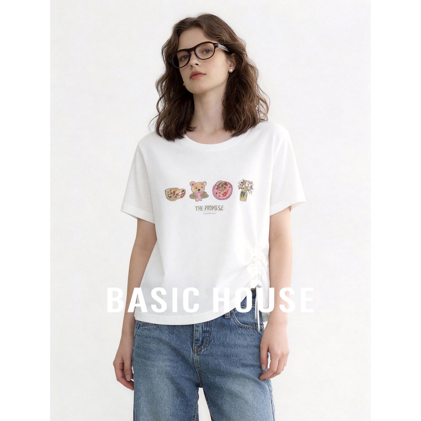Basic House/百家好白色卡通印花短袖不规则设计感时尚宽松T恤女