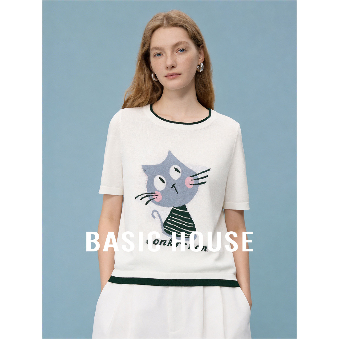 Basic House/百家好卡通猫咪刺绣撞色针织衫女秋季圆领宽松上衣
