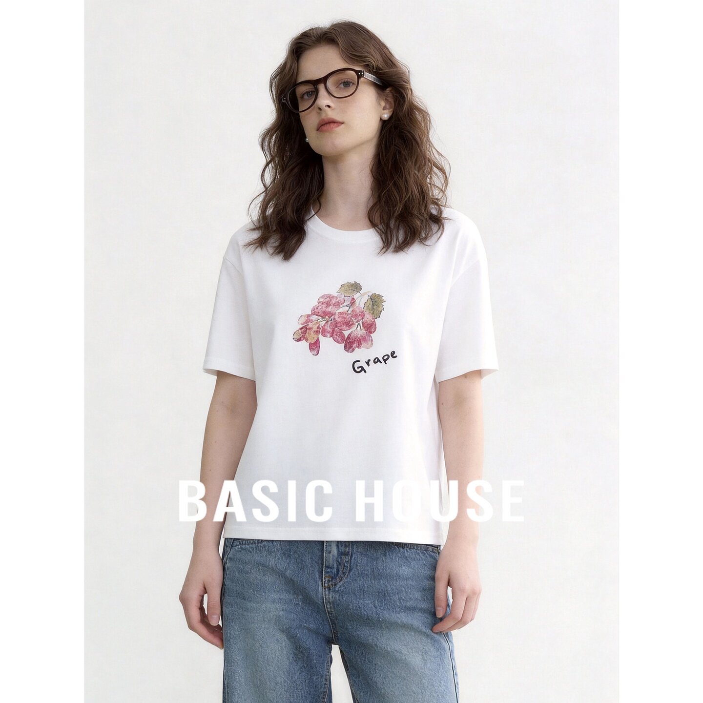 Basic House/百家好白色圆领水果印花短袖T恤女夏季宽松休闲上衣