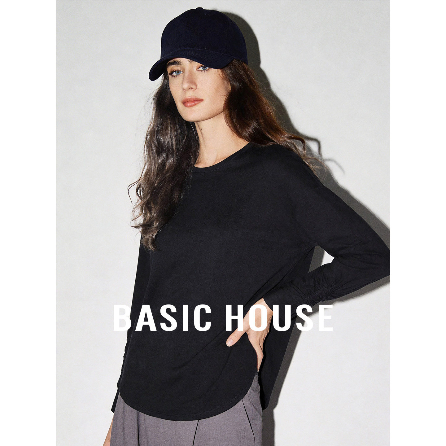 Basic House/百家好纯色宽松圆领打底T恤女2026秋季百搭长袖上衣
