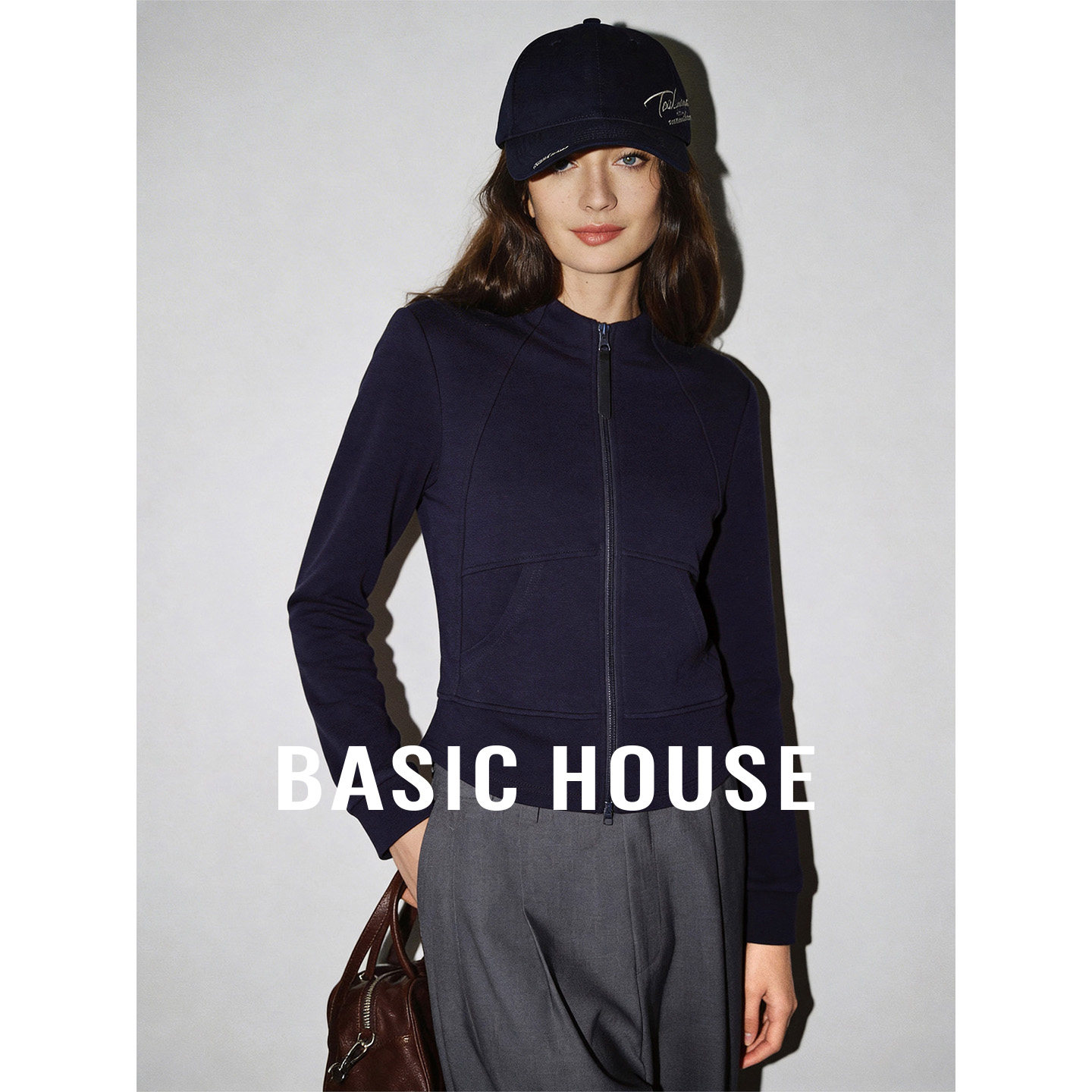 Basic House/百家好2026春季新款立领短款上衣运动风正肩卫衣外套