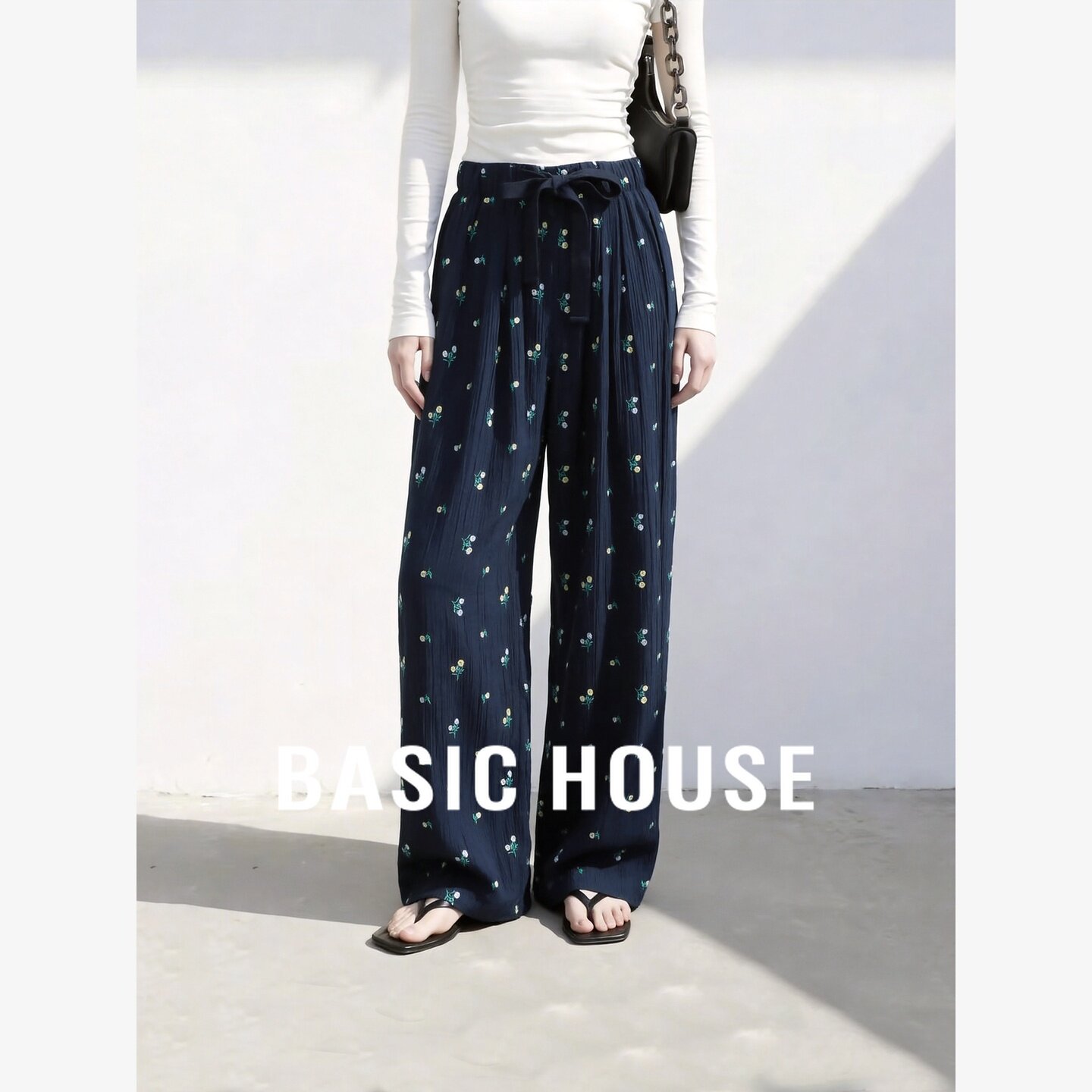 Basic House/百家好慵懒风碎花抽绳阔腿裤女宽松垂感休闲百搭长裤