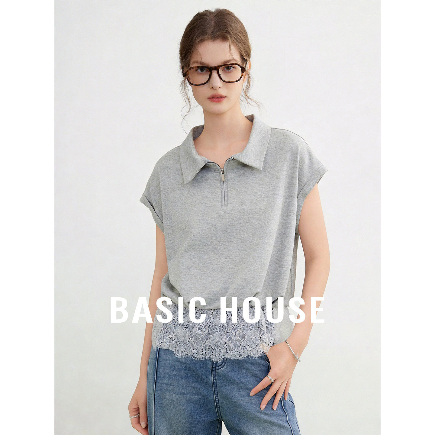 Basic House/百家好灰色翻领半拉链恤女夏季蕾丝拼接设计感上衣