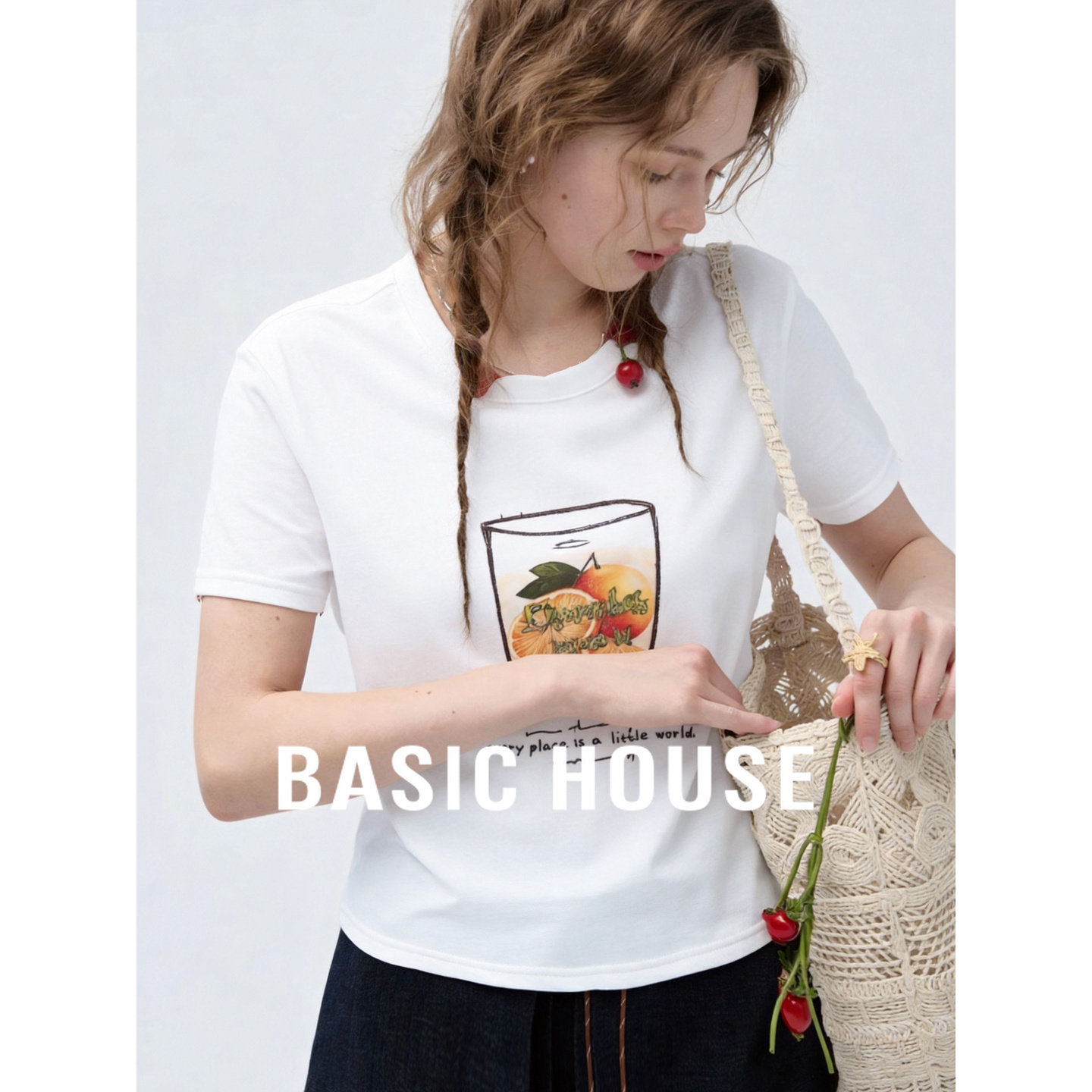 Basic House/百家好白色时尚橘子印花图案短袖通勤百搭休闲T恤女