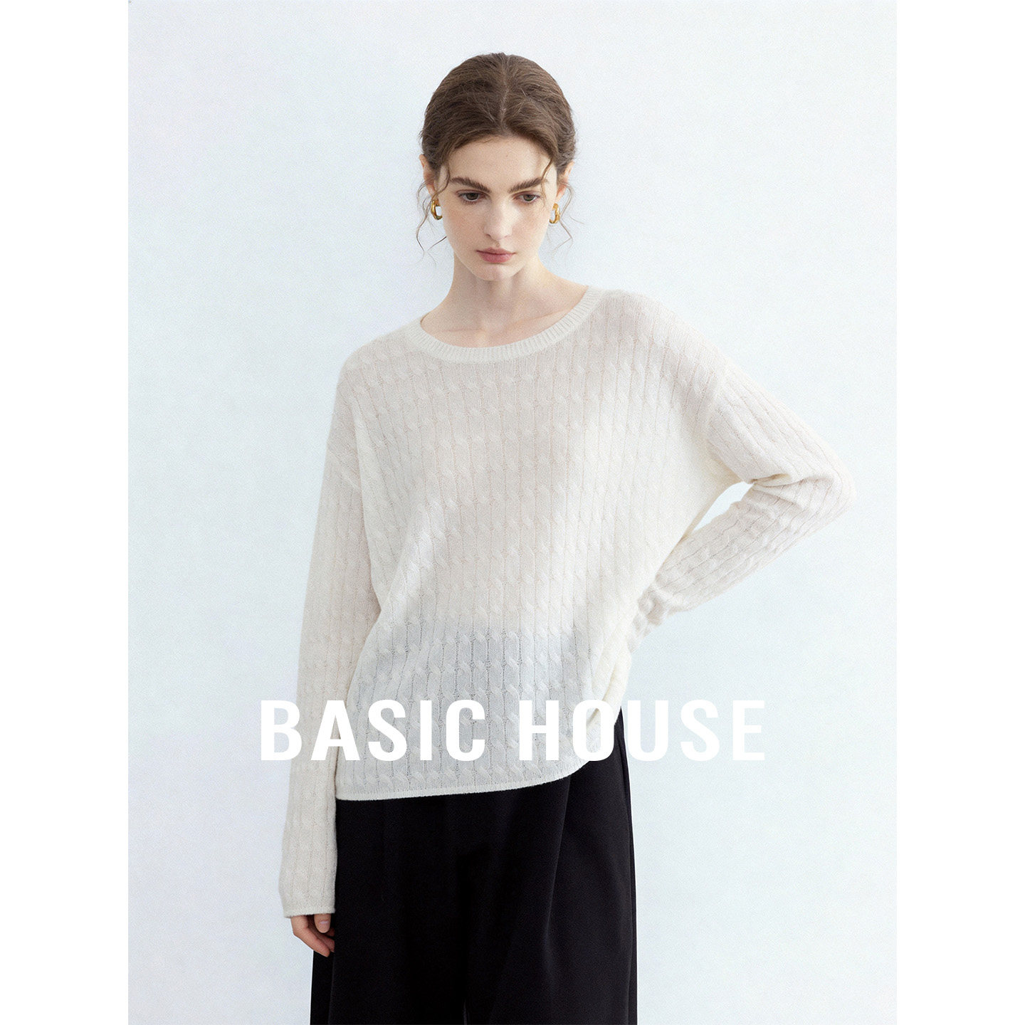 Basic House/百家好温柔风白色坑条针织衫女秋装宽松慵懒套头上衣