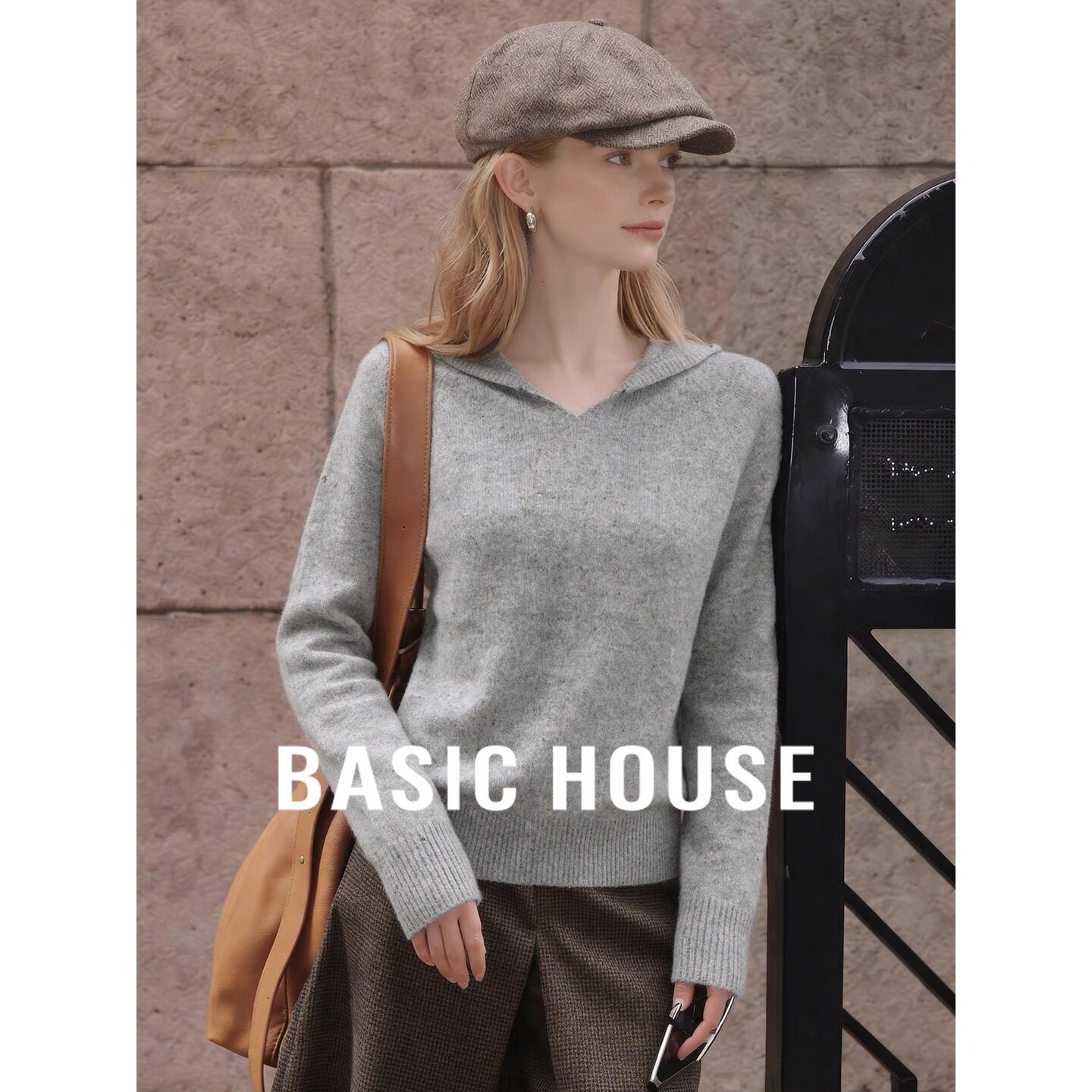 Basic House/百家好全羊毛灰色V领连帽针织毛衣女秋季宽松慵懒风