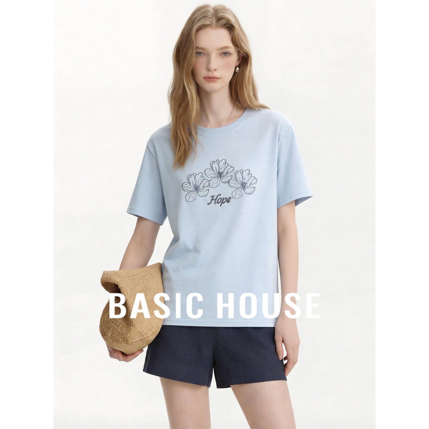 Basic House/百家好蓝色刺绣花朵短袖T恤女夏季简约棉质休闲上衣