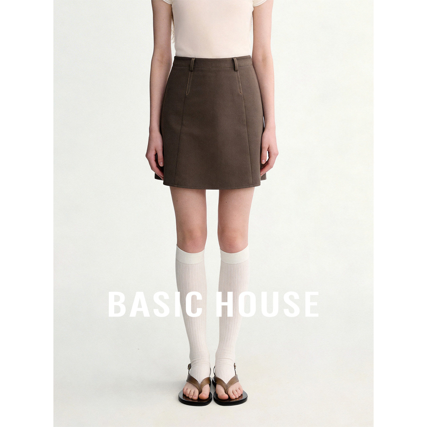Basic House/百家好优雅气质感百搭春季新款简约个性短款半身裙女
