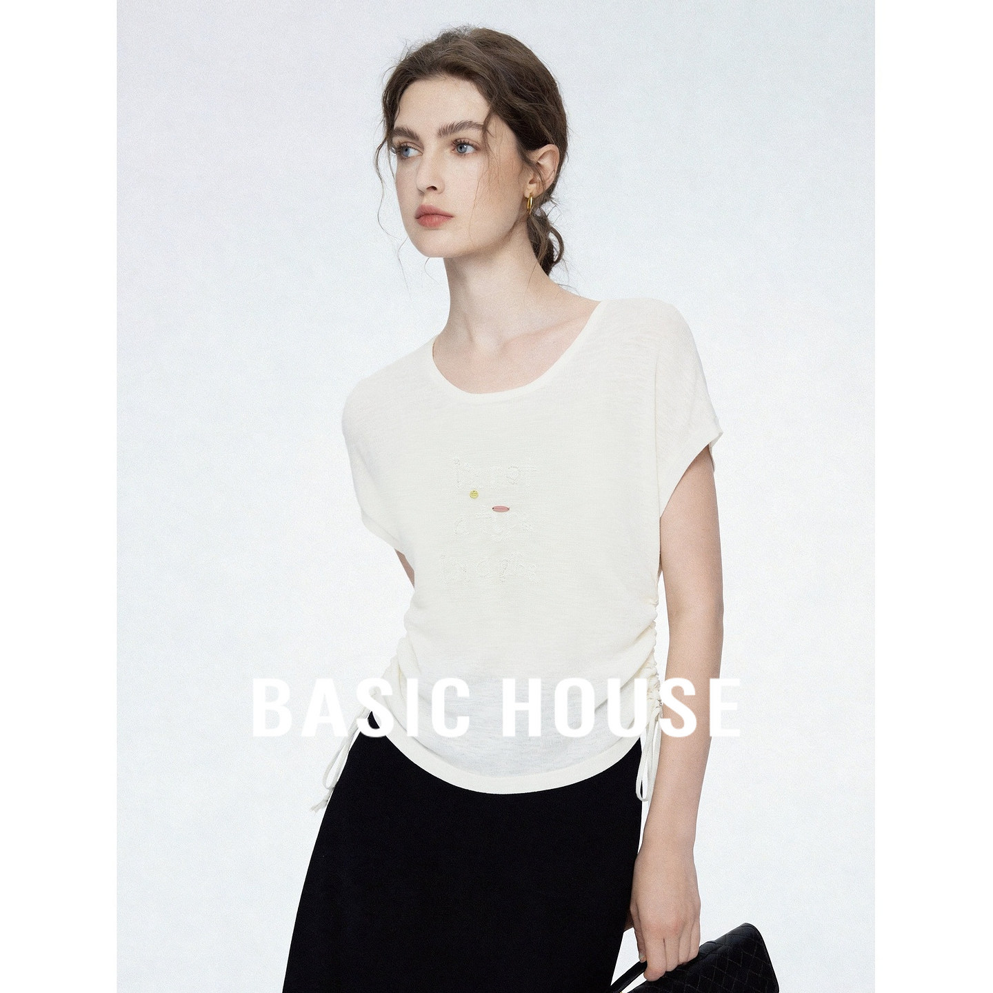 Basic House/百家好简约圆领短袖针织衫女夏季米杏色抽绳收腰上衣