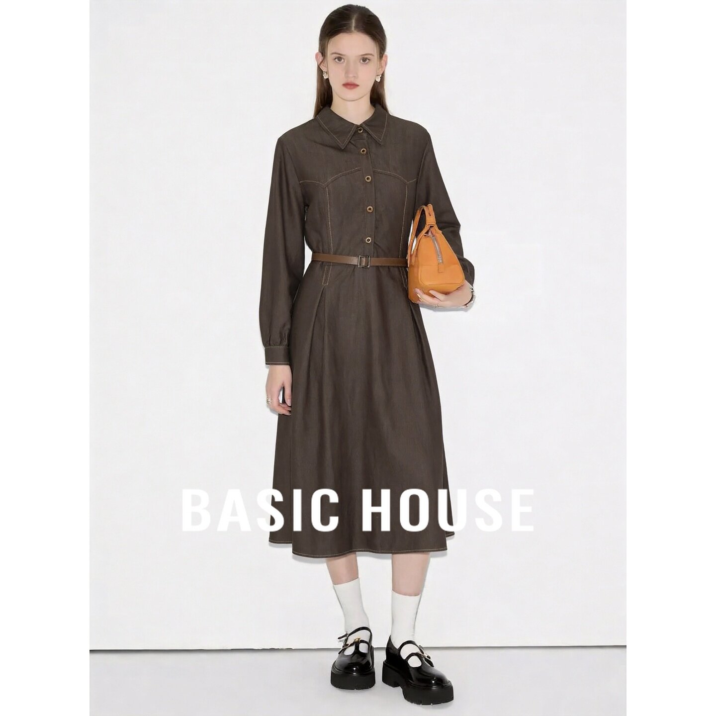 Basic House/百家好优雅风咖色翻领收腰显瘦中长款长袖衬衫连衣裙