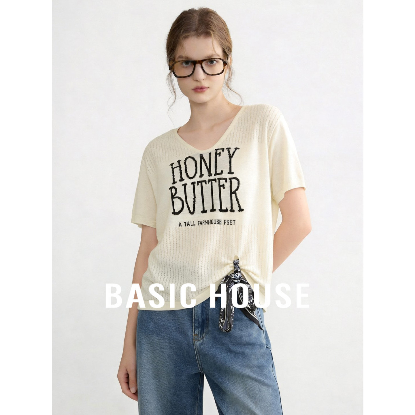 Basic House/百家好米白V领短袖针织衫女夏季宽松透气丝带收腰T恤