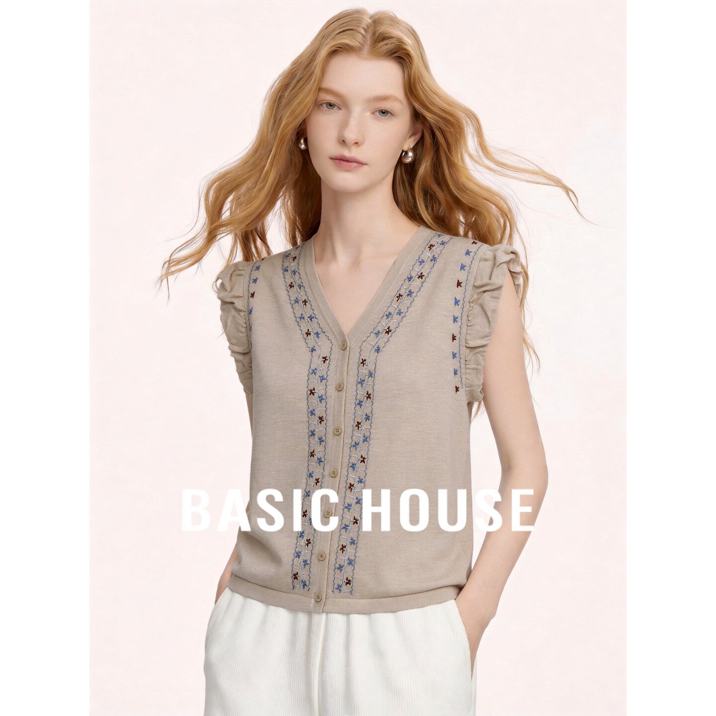 Basic House/百家好文艺风V领荷叶袖刺绣针织衫女原麻色纽扣上衣