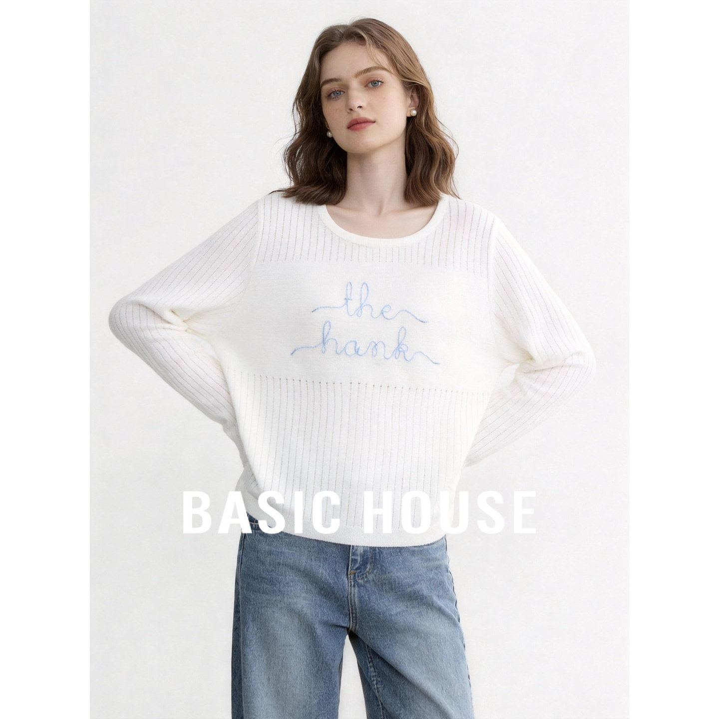 Basic House/百家好字母刺绣镂空针织衫通勤简约宽松圆领长袖上衣