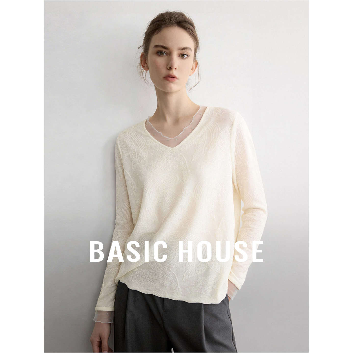 Basic House/百家好V领蕾丝拼接宽松针织衫女26秋季新款套头上衣