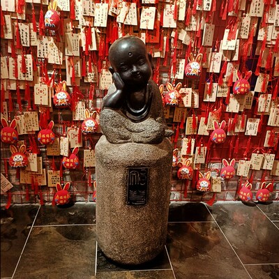 仿古石雕小沙弥青石佛像六度y少林寺小和尚雕刻古典禅意庭院摆件