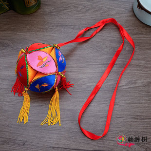 绣球广西壮族靖西旧州特产纯手工民族工艺品刺绣婚庆送礼老外贵宾