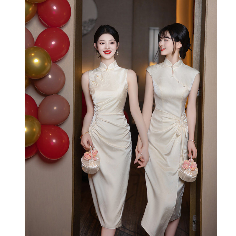 中式伴娘服2024新款旗袍婚礼姐妹团女夏季平时可穿订婚礼服连衣裙图片