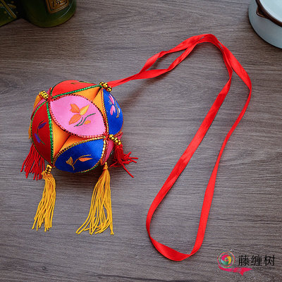 绣球广西壮族靖西旧州特产纯手工民族工艺品刺绣婚庆送礼老外贵宾