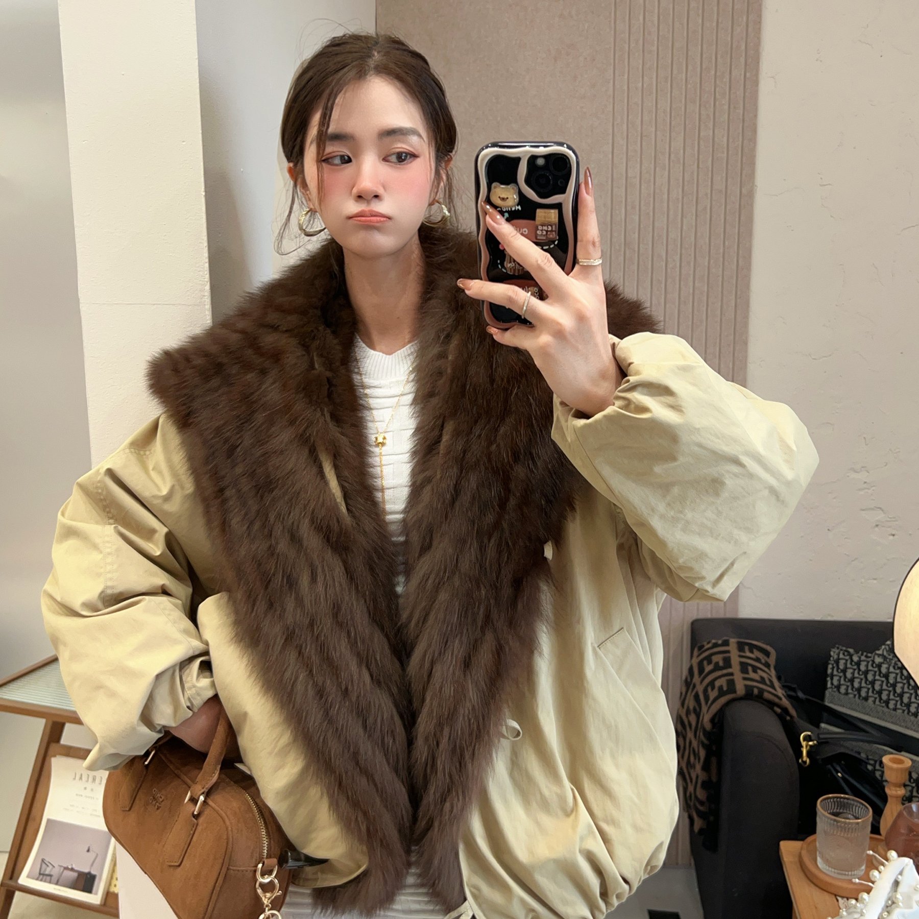 2025秋冬新款狐狸毛皮草外套女超大海军领鹅绒内胆短款派克服大衣