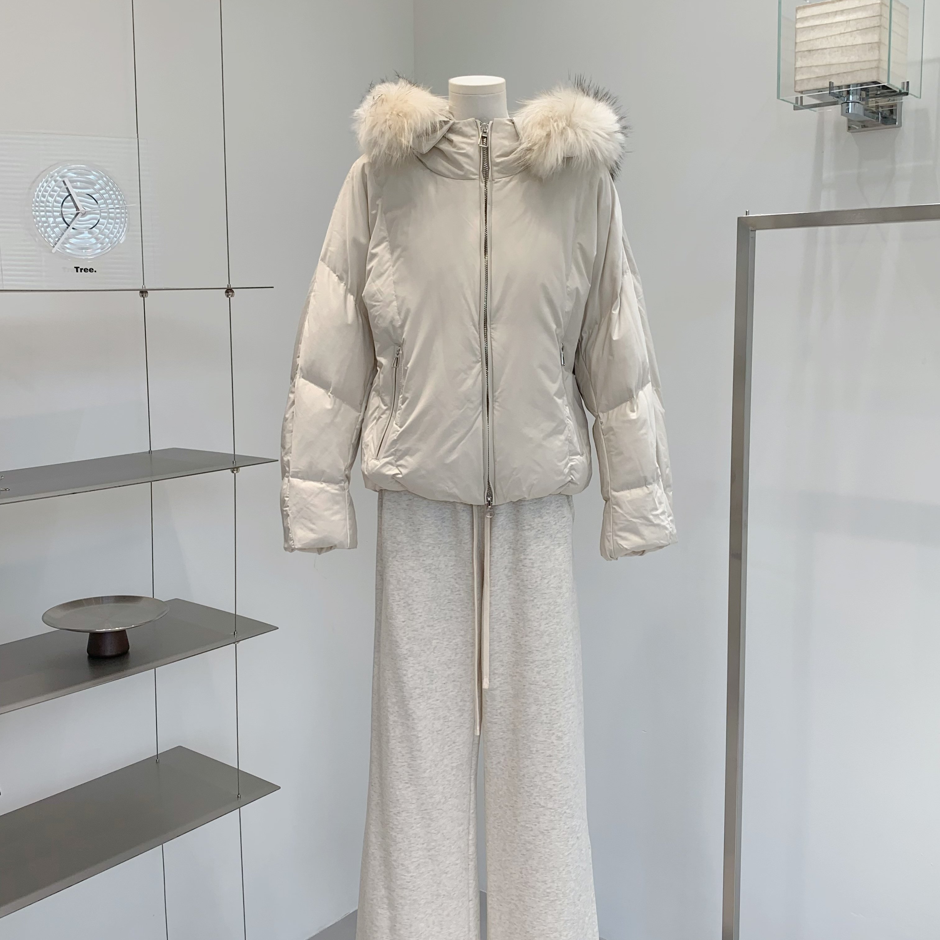 cookadaily人鱼 椰子奶油连帽貉子毛90白鸭绒羽绒服保暖外套女