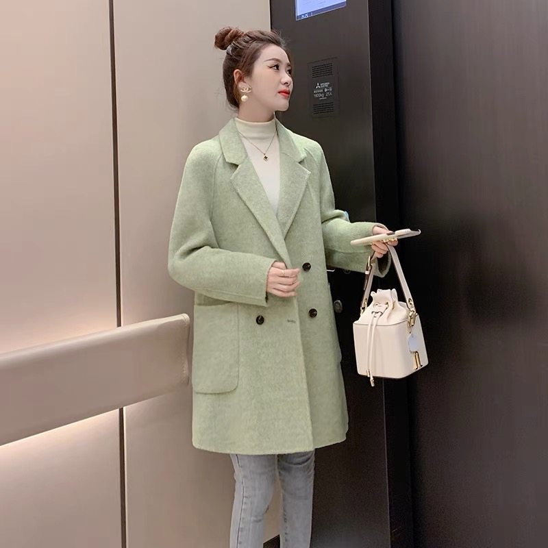牛果绿赫本风加厚羊毛大衣女秋冬小个子2024年新款时尚羊毛呢外套