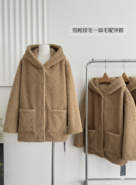 SUNONEONE 韩系连帽斗篷短款大衣女秋冬加厚宽松皮毛一体毛呢外套