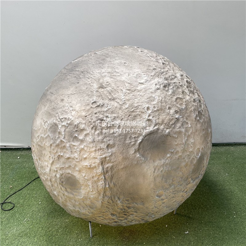 大型月球模型雕塑天花吊顶装饰九大行星彩绘星期球透光月球球体