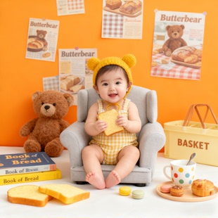 新生婴儿满月百天摄影创意写真0-3周岁男女宝宝电子照片ai精修图