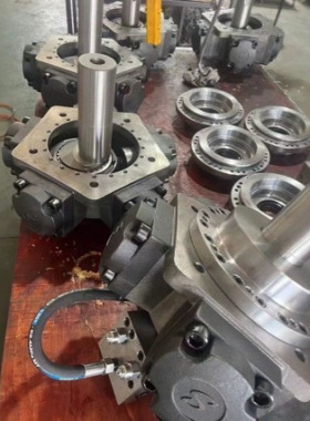 船用液压马达MRH750、MRH1500、MRH3150低速大扭矩液压马达