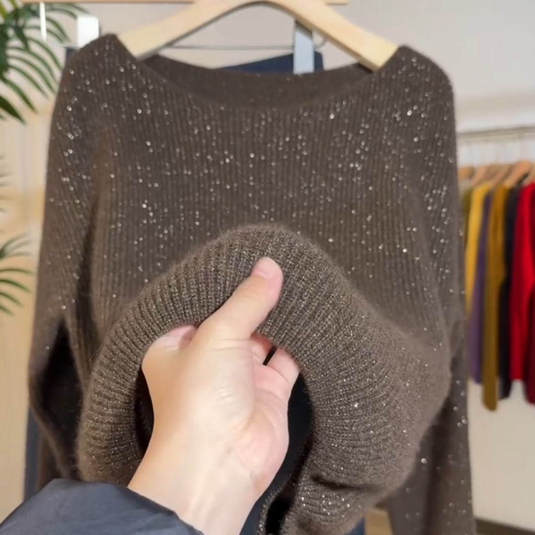 慵懒风高级感针织上衣女装潮2025