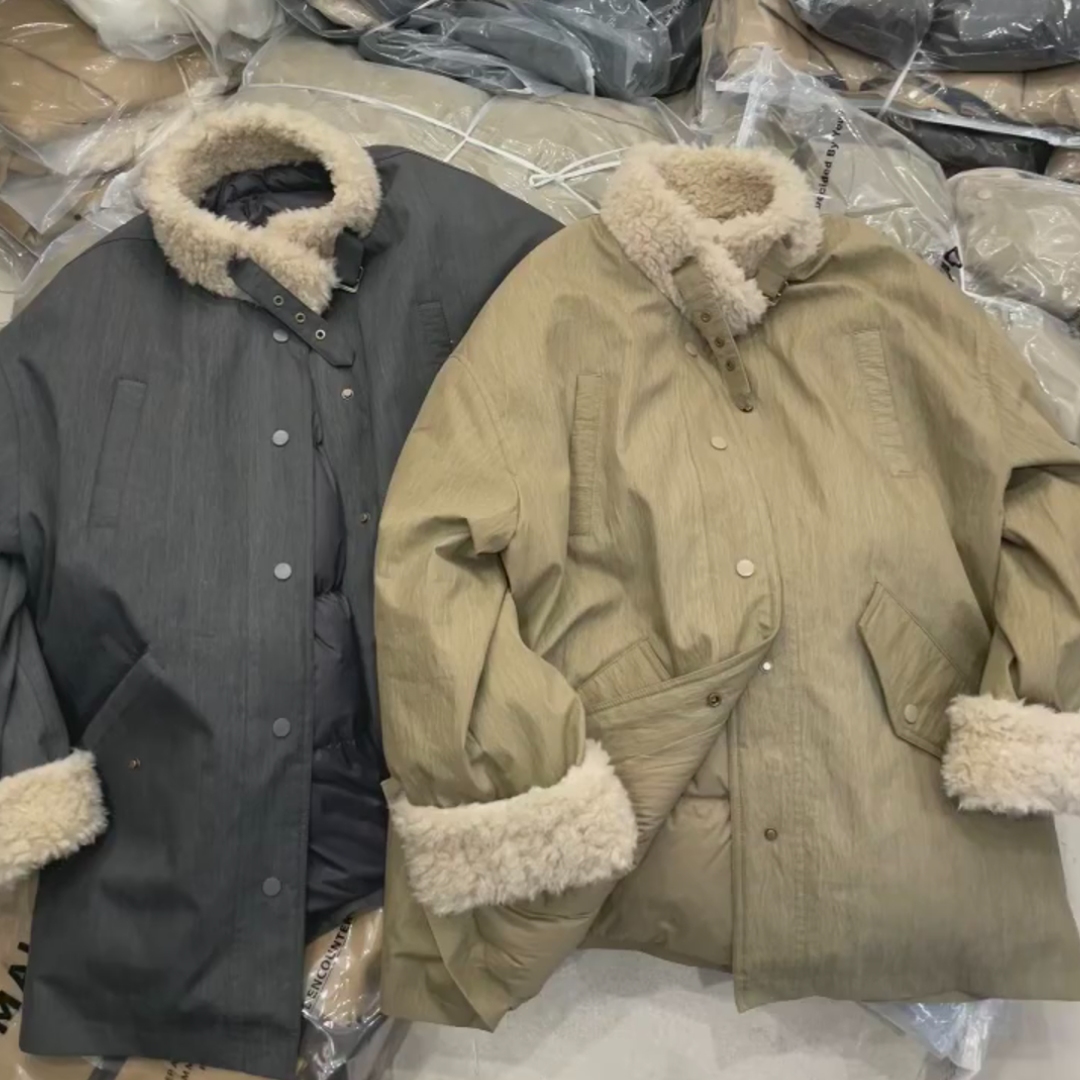 2025年新款羊羔毛中长款派克服女