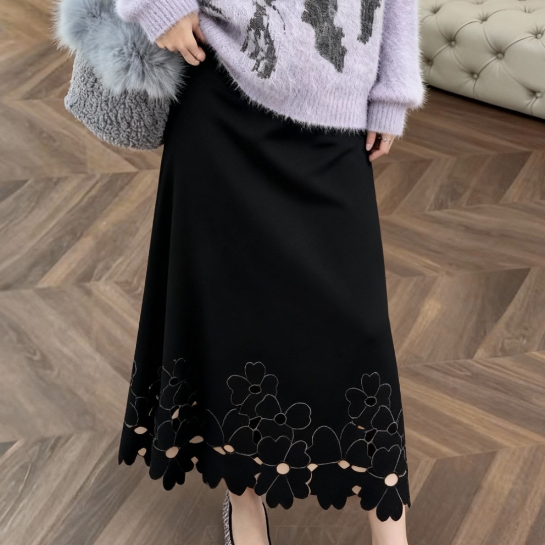 秋冬高级灰绣花显瘦A字半身裙女