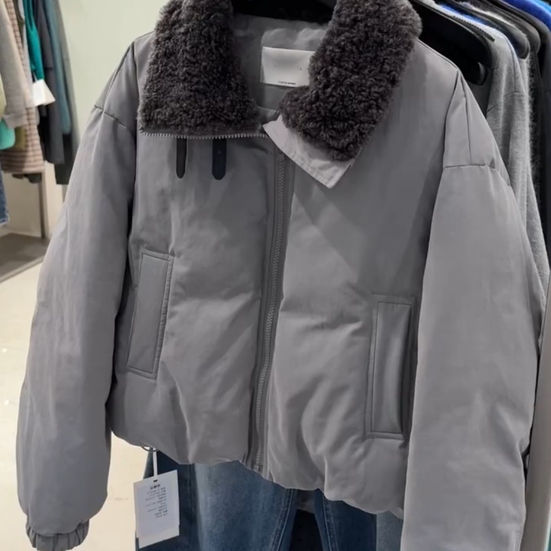 今年流行高端保暖毛领夹克外套冬