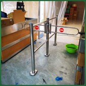 超市收银台不锈钢通道护栏隔离栏杆进出口器禁行摆门购物车围护栏