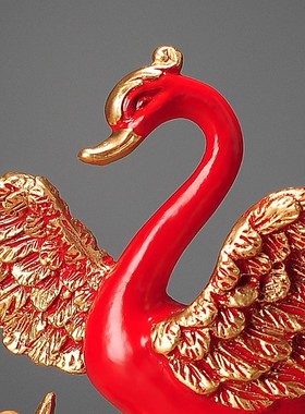 天鹅摆件客厅房间桌面卧室装饰品玄关工艺品闺蜜结婚礼物酒柜创意