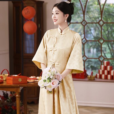 香槟色新中式伴娘服姐妹团大码胖mm200斤穿显瘦闺蜜礼服冬季长袖
