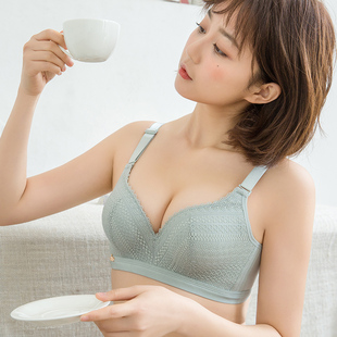 无钢圈加厚文胸超厚8cm特厚9cm聚拢上托无痕内衣女平胸小胸罩a杯